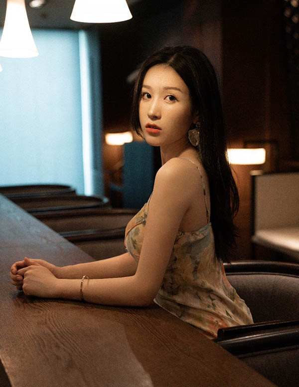 首尔预约商务模特